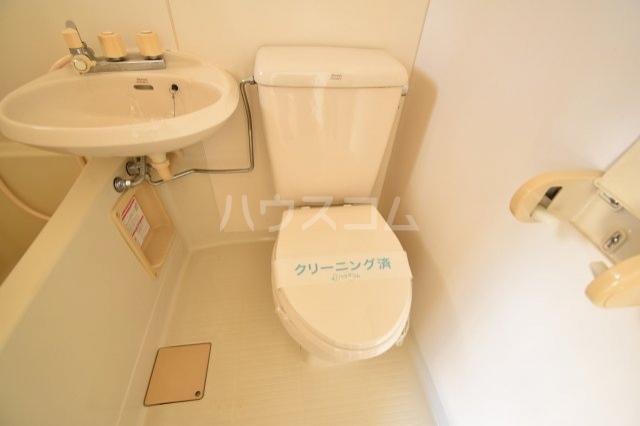 13/25 トイレ