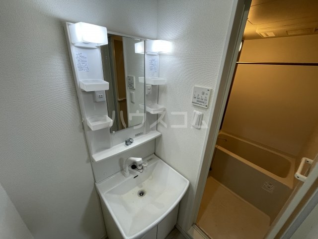 19/30 洗面