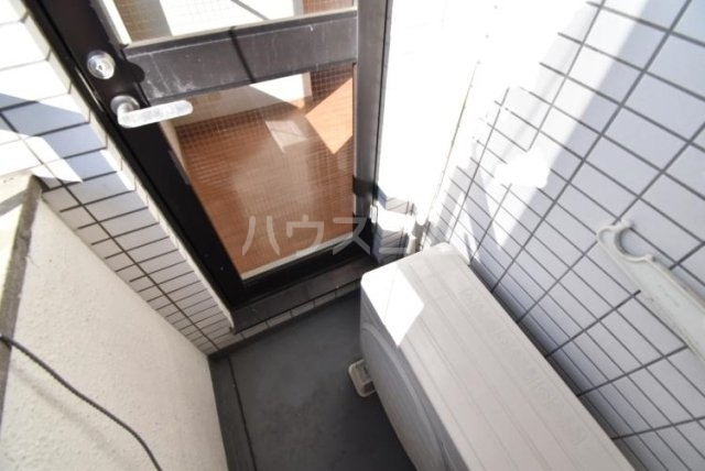 19/30 バルコニー