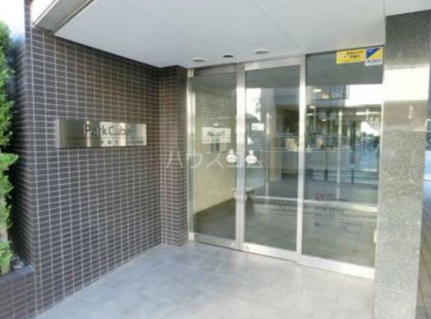 2/5 エントランス