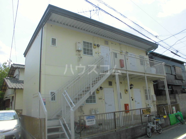 23/30 エントランス