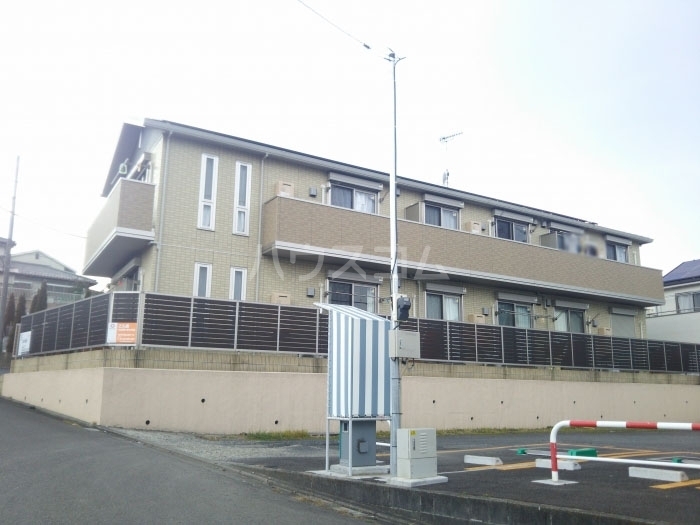 21/30 エントランス