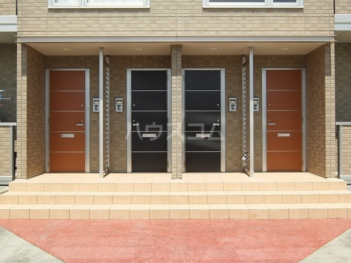 14/19 エントランス