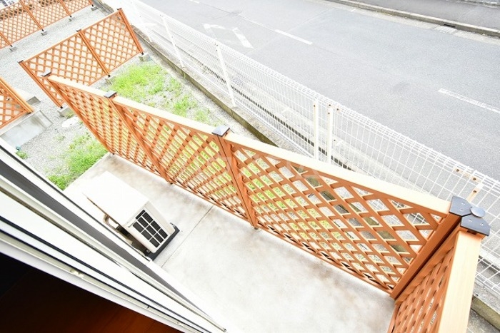 13/19 バルコニー