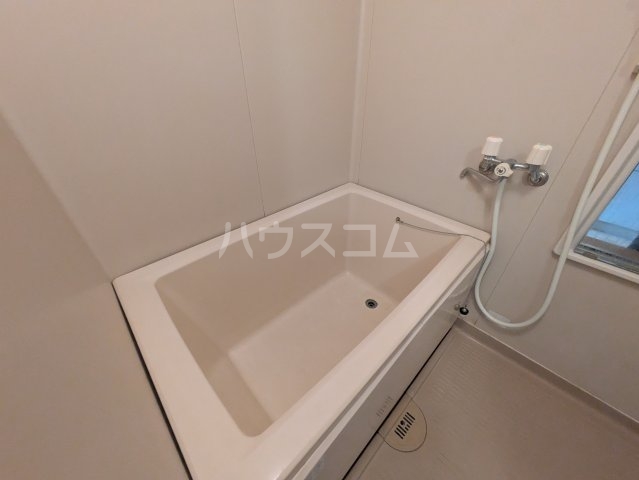 18/30 浴室