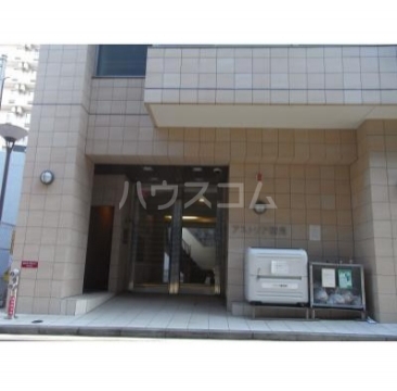 16/21 エントランス