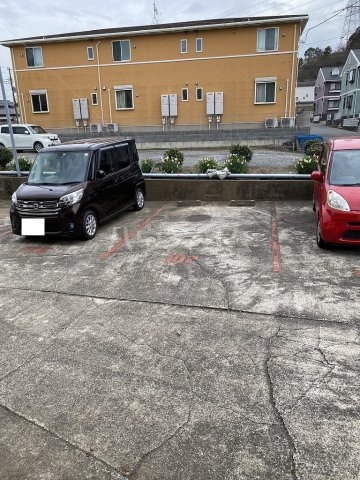 26/27 駐車場