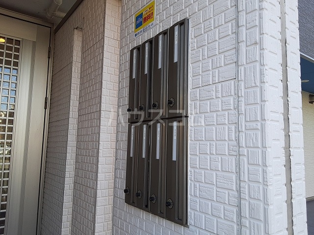 25/30 エントランス