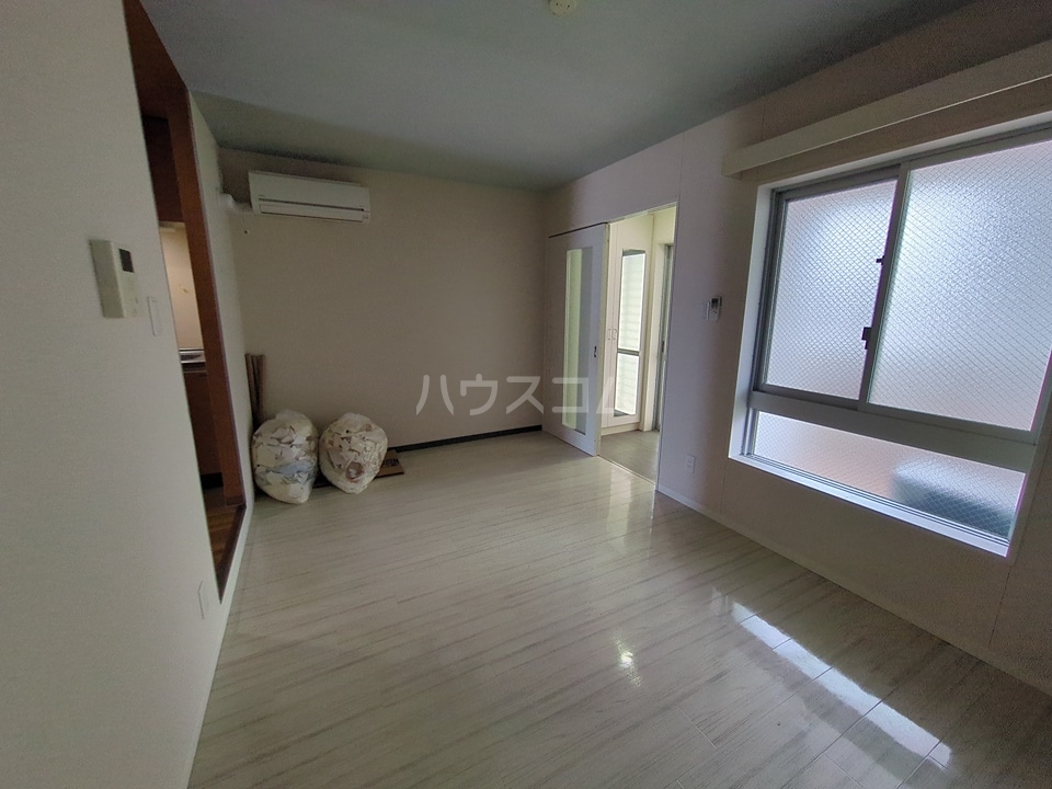 2/30 リビング/ダイニング