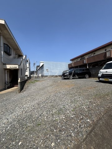 26/30 駐車場