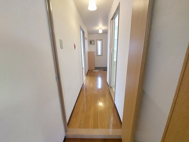 25/30 エントランス