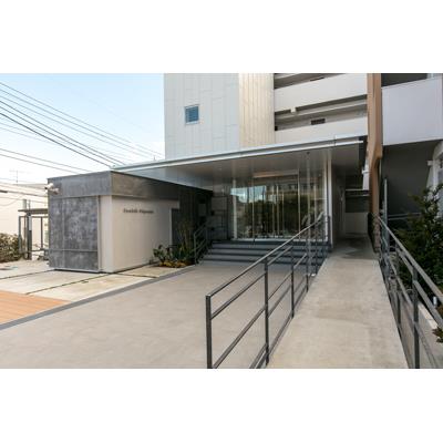 2/4 エントランス
