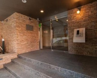 21/29 エントランス