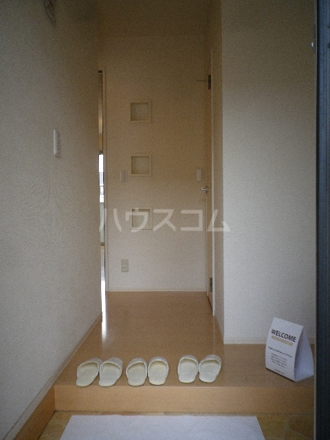 14/30 玄関