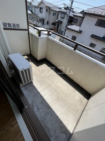19/26 バルコニー