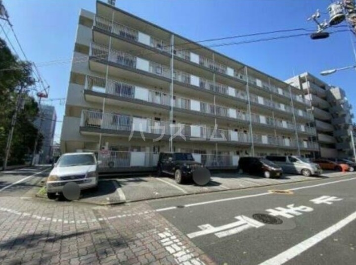 13/21 駐車場