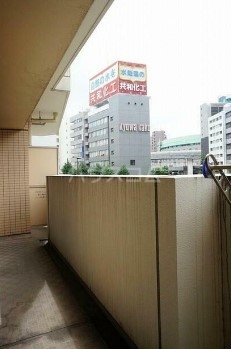 14/28 バルコニー