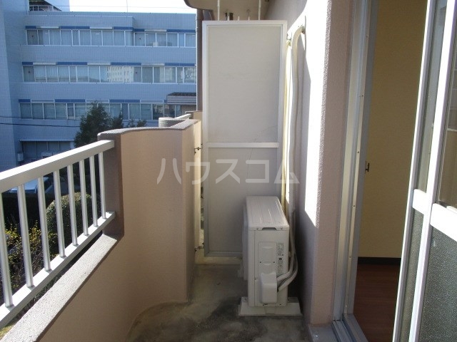 23/28 バルコニー