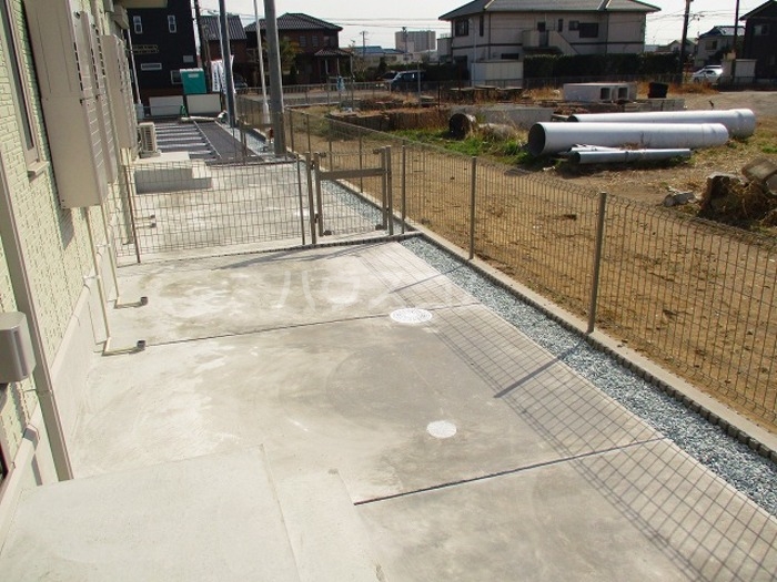 13/16 バルコニー