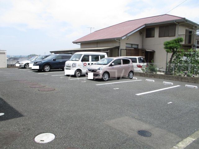 17/23 駐車場