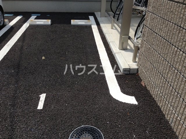 16/22 駐車場