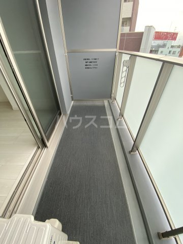 20/30 バルコニー