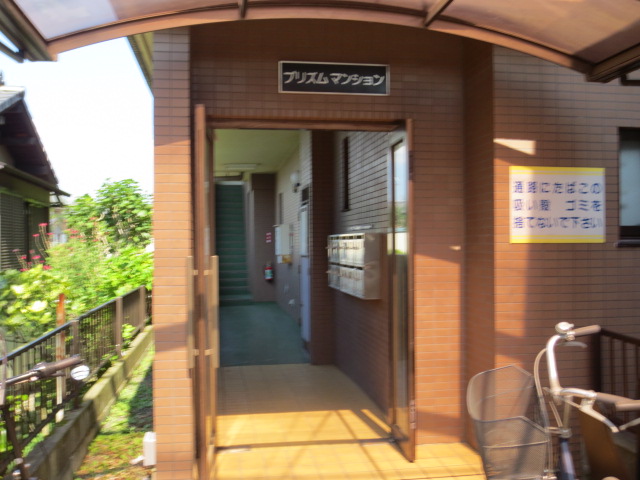 21/30 エントランス