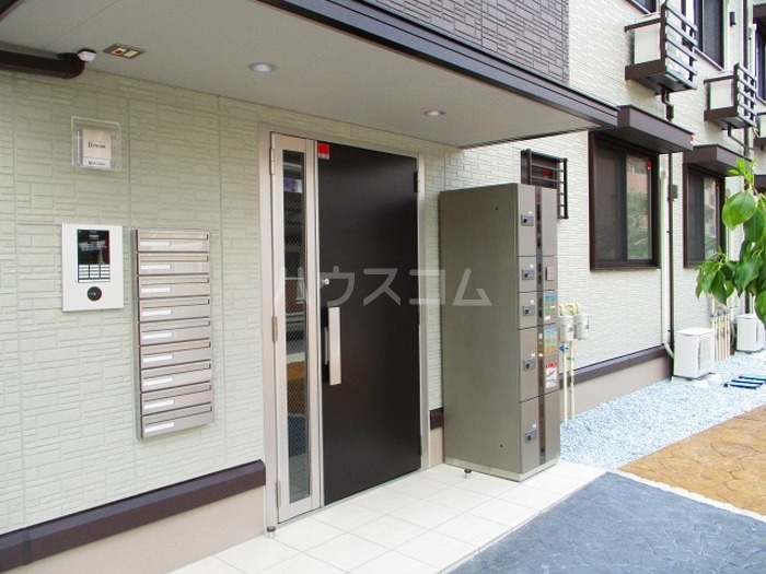 17/19 エントランス