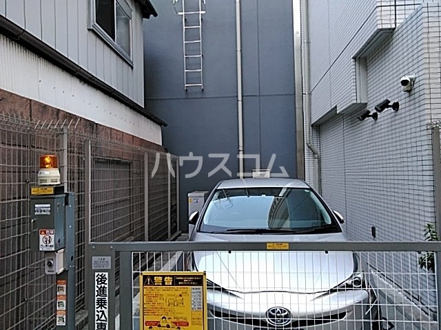 19/27 駐車場