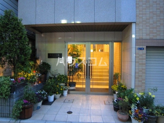 14/19 エントランス