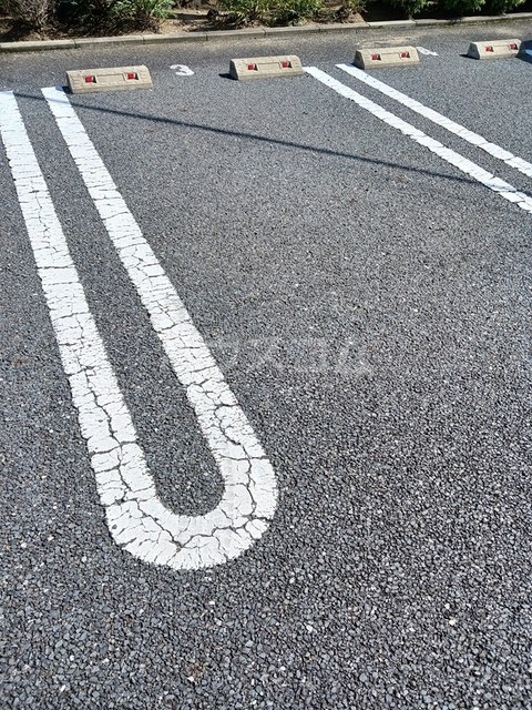 2/7 駐車場