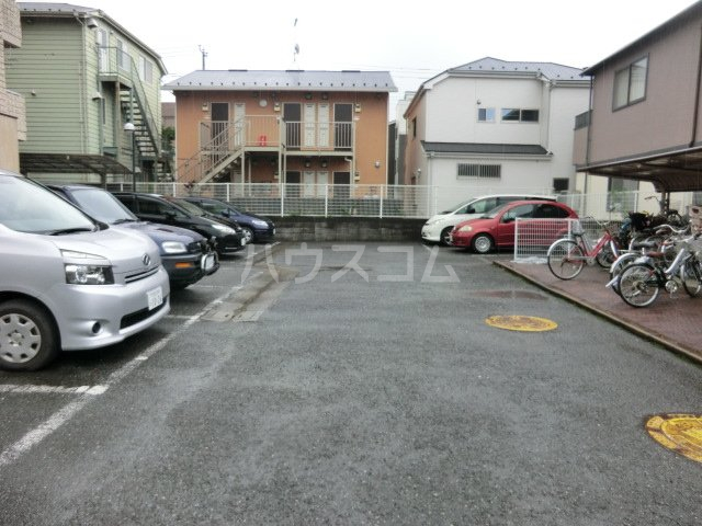 22/29 駐車場