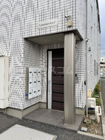 20/30 エントランス