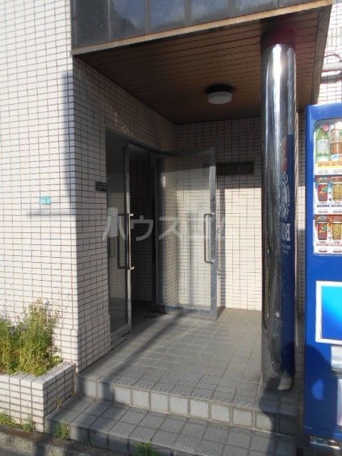 2/6 エントランス