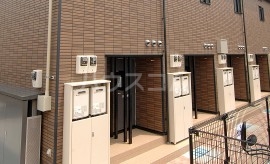 17/17 エントランス