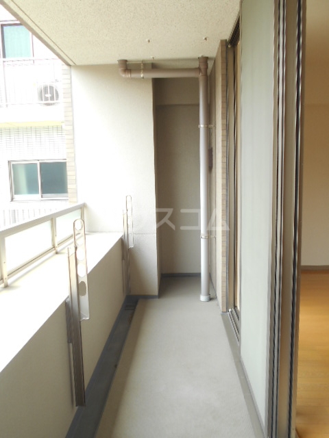 21/30 バルコニー