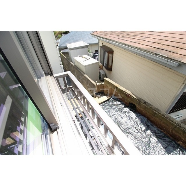 18/27 バルコニー