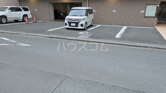 3/4 駐車場