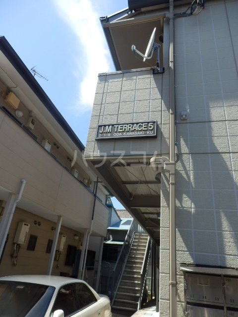 22/30 エントランス