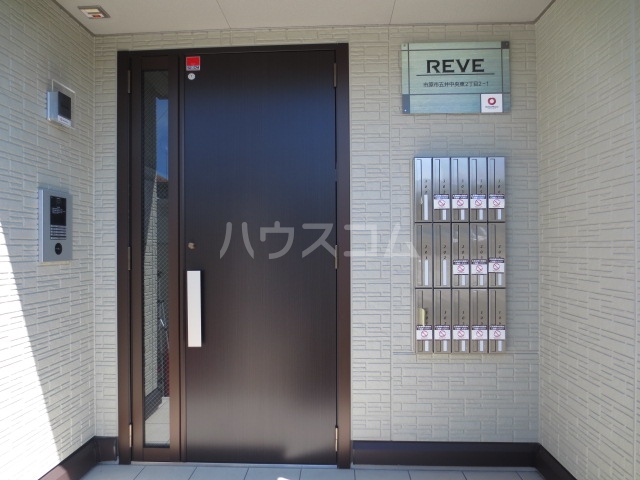 22/24 エントランス