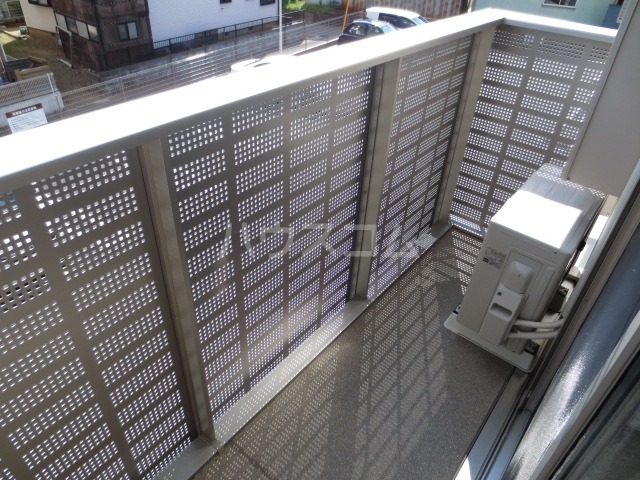 13/20 バルコニー