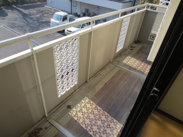 19/28 バルコニー