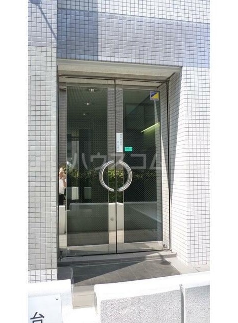 19/22 エントランス