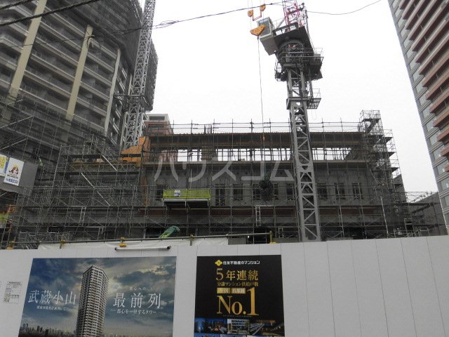 14/19 エントランス