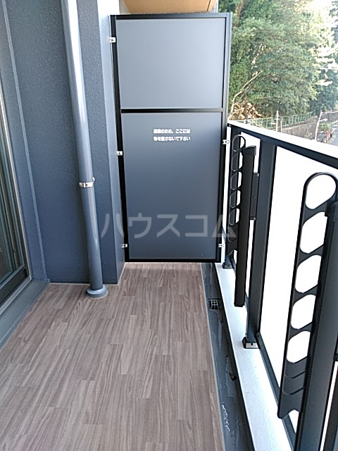 16/27 バルコニー