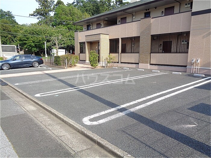 18/19 駐車場