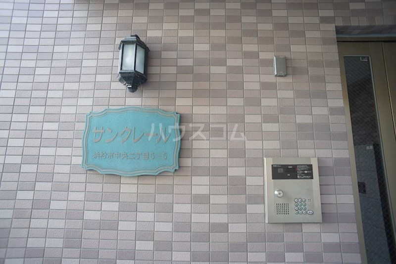 29/30 エントランス