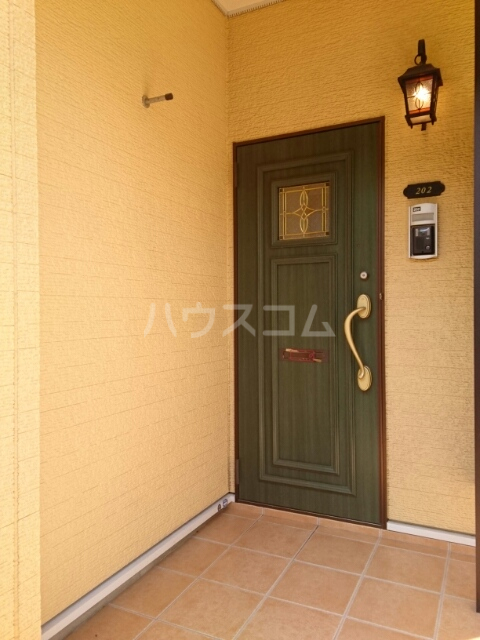 22/30 エントランス
