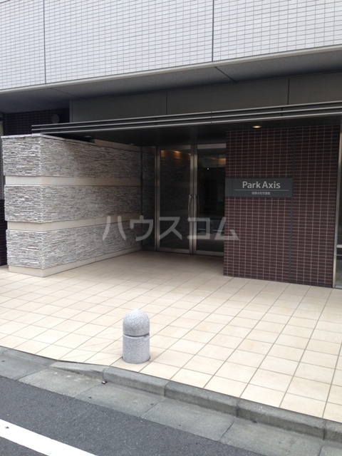 13/23 エントランス