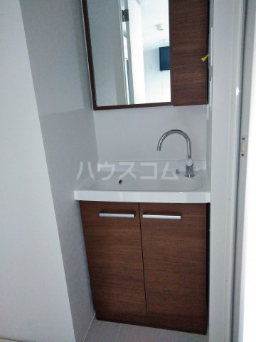 13/30 洗面